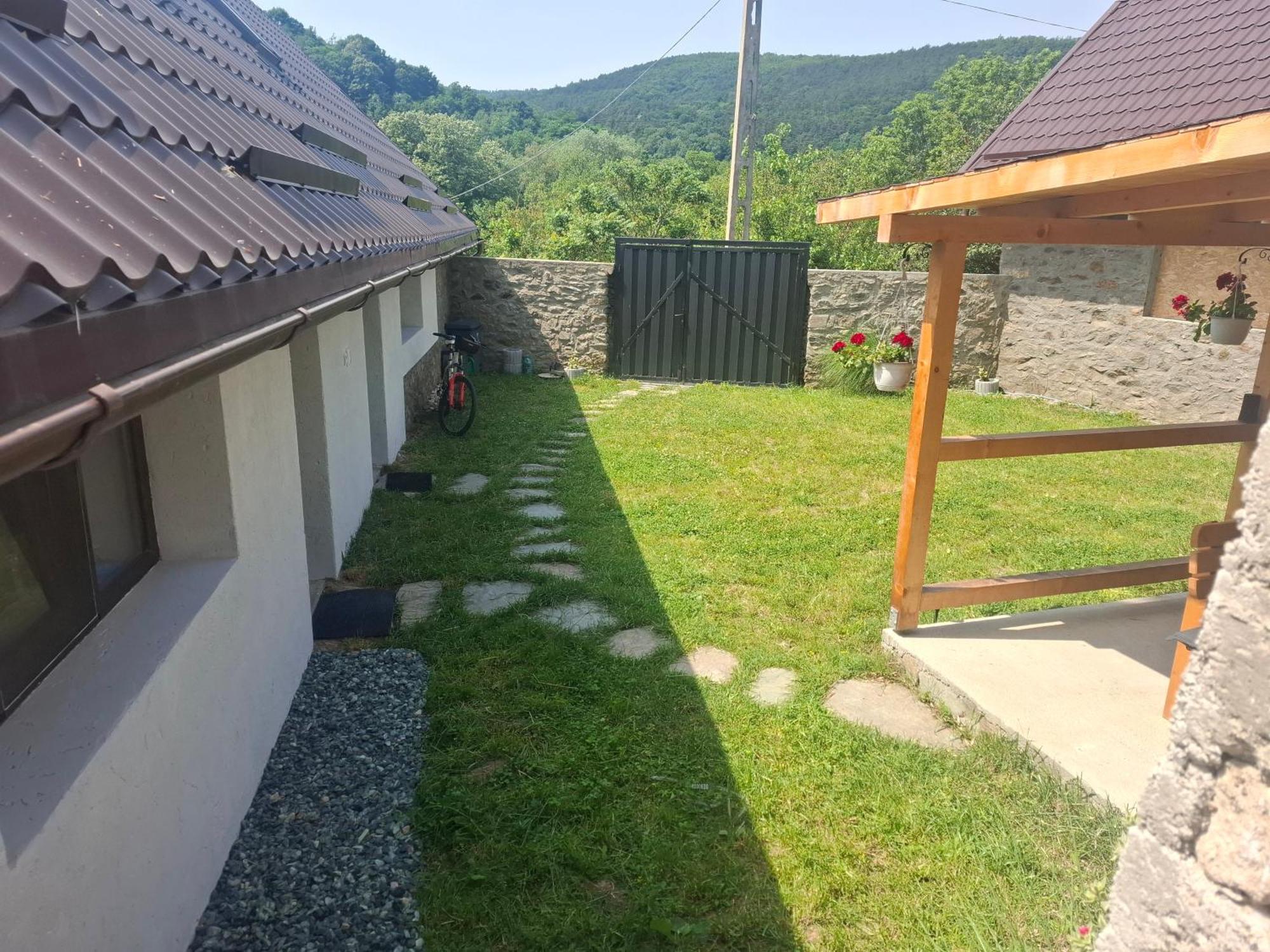 Casa Noua Sasca Montană Exterior foto